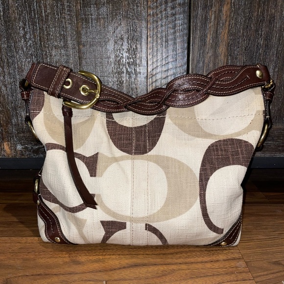 Authentic Coach shoulder bag - Picture 3 of 11